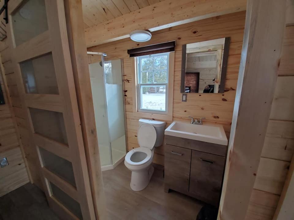 Les Chalets De La Colline Inc Baie-Sainte-Catherine Exterior foto